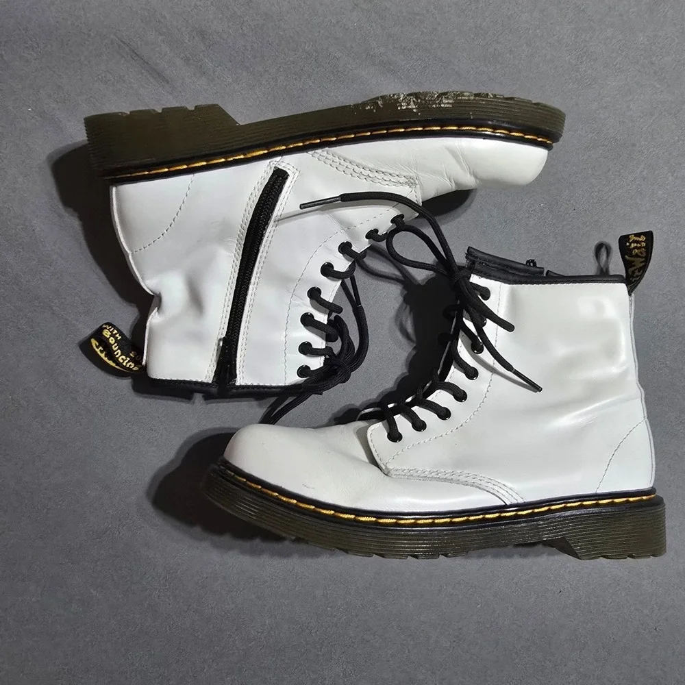 Dr. Martens Delaney Boots Kids Size 4 White Leather Side Zip Lace Up Combat